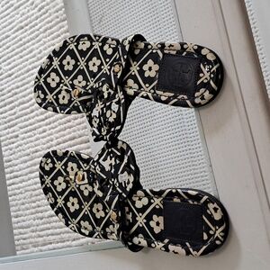 Cream and navy sandles